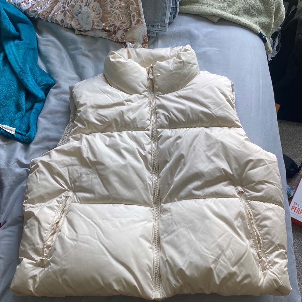 White Puffer Vest
